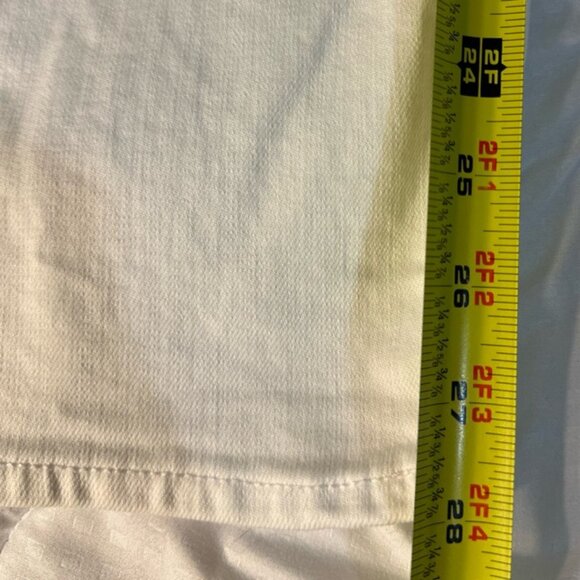 American Eagle Jeans Cream White Size 22 Regular Inseam 28 inches Mom Jean - Picture 7 of 13